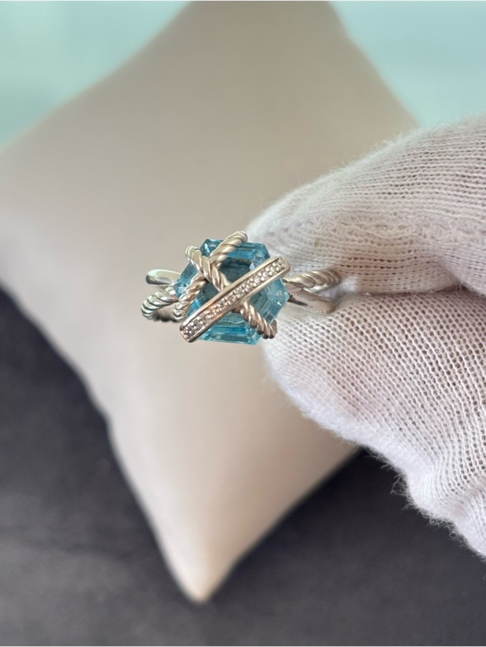 David Yurman Cable Wrap Ring with Blue Topaz & Diamonds 6.5 - Picture 10 of 10